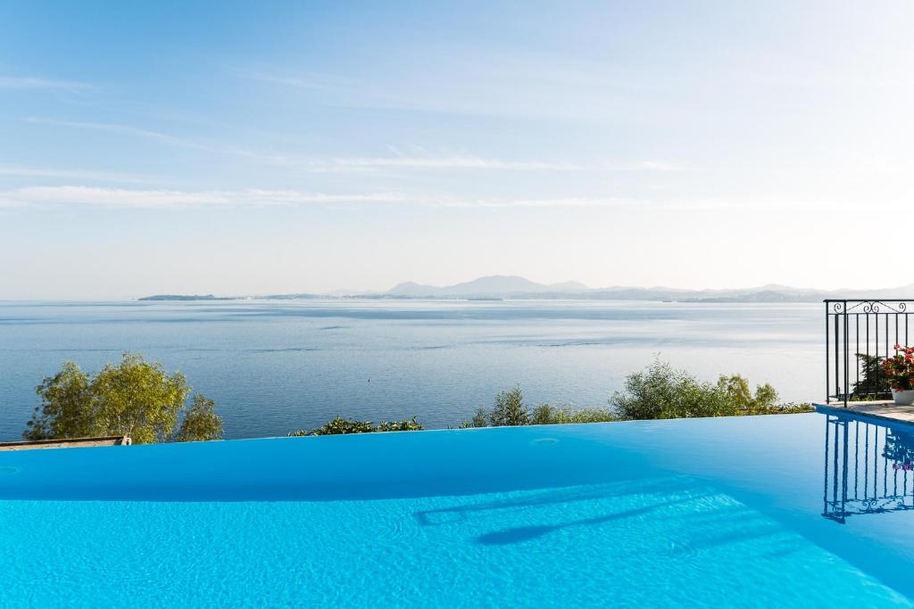 konnect.gr Four Bedroom Villa Eleni 5