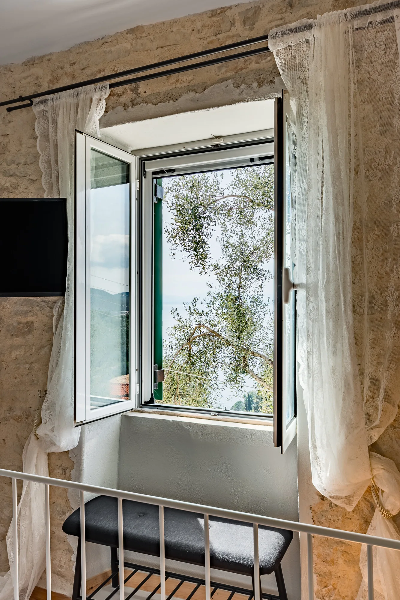 konnect.gr The Greystone Holiday Home 002